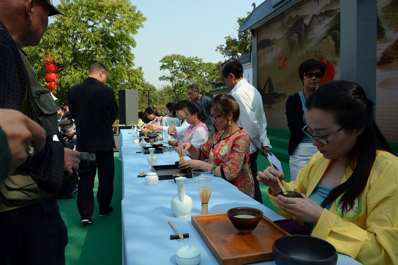 郑州凤凰茶城简介——让你认识这座茶文化之城 郑州凤凰茶城简介——让你认识这座茶文化之城