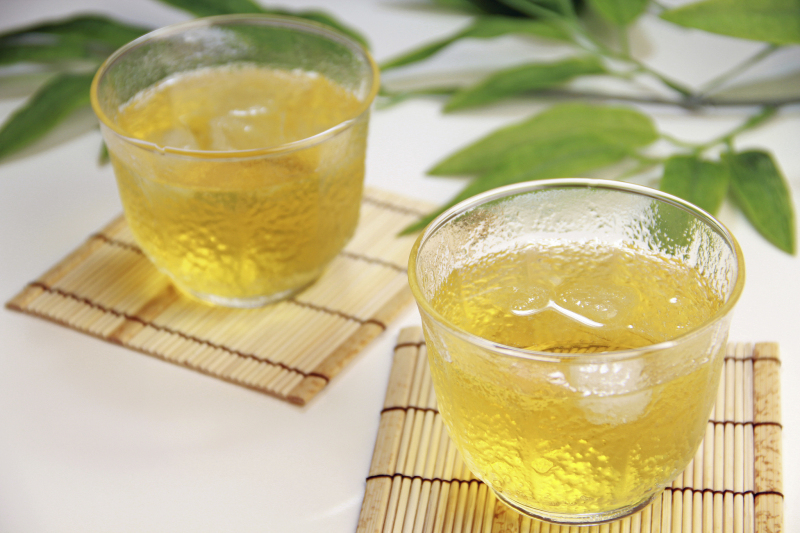 酒和茶混在一起：令人惊奇的冲调饮品