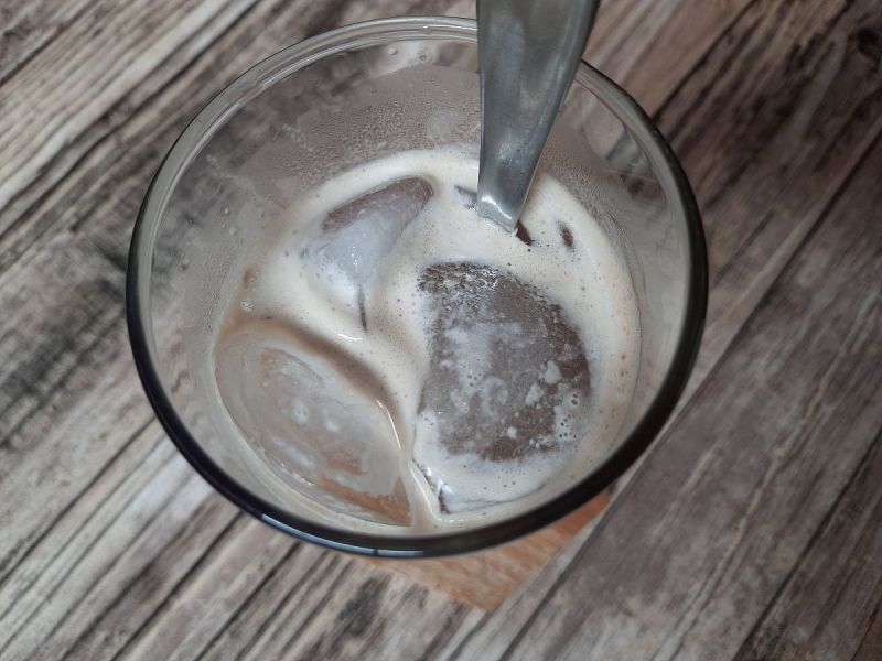 牛乳茶与奶茶的分别：区别、口感、功效