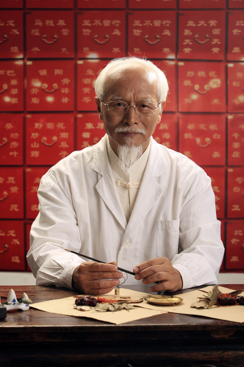 喝中药可以喝普洱茶吗:探讨中药和普洱茶的可能影响 喝中药可以喝普洱茶吗:探讨中药和普洱茶的可能影响