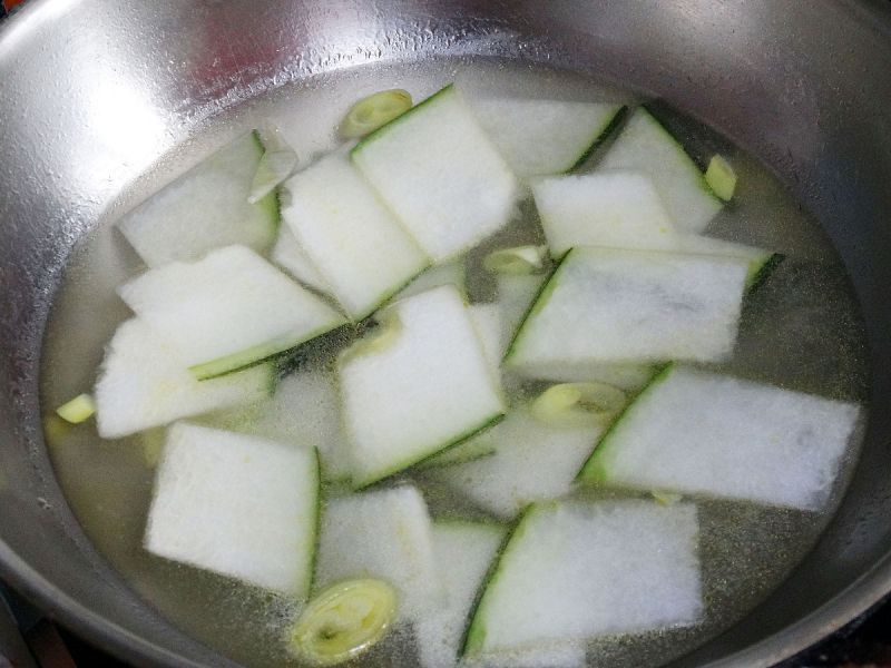 自制冬瓜茶的做法：简单易学的健康饮品