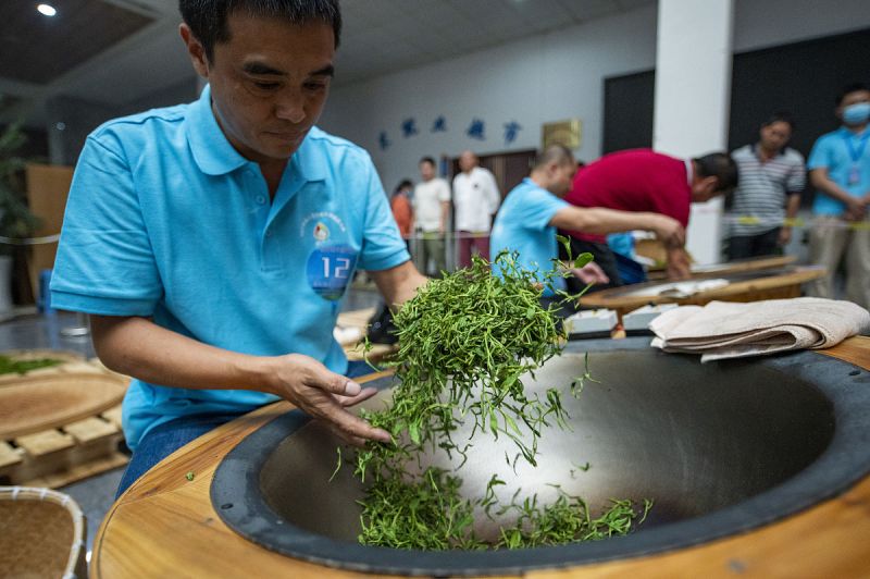 炒茶师培训班：扩展你的茶道技能