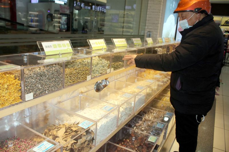 美味香醇的巴戟杜仲茶的做法：缓解疲劳，补充营养