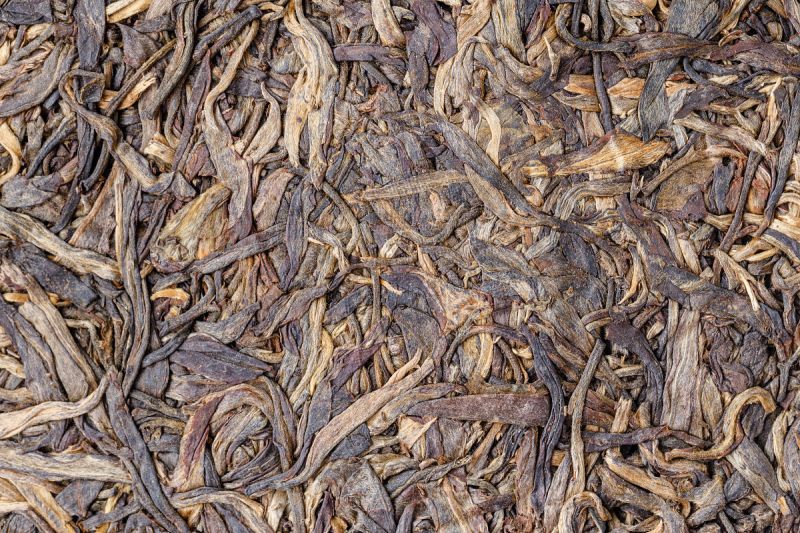 女性喝熟普洱茶的好处和坏处：探索普洱茶对女性的影响