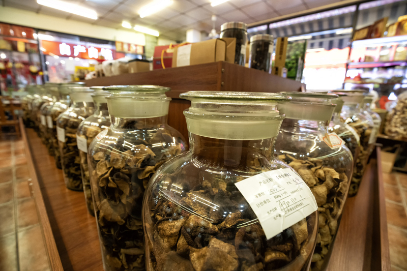 药店卖的陈皮和茶叶店卖的陈皮：哪种更好？