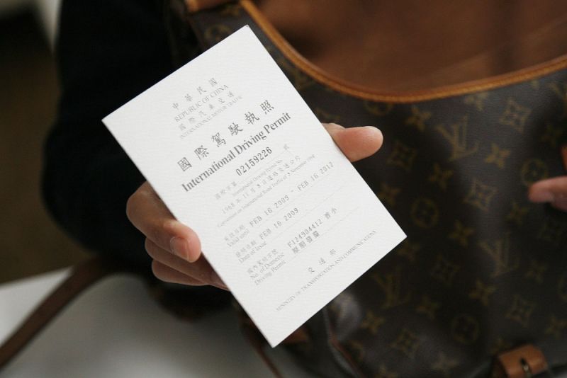 购买喜茶券赠送朋友，这是否可行？
