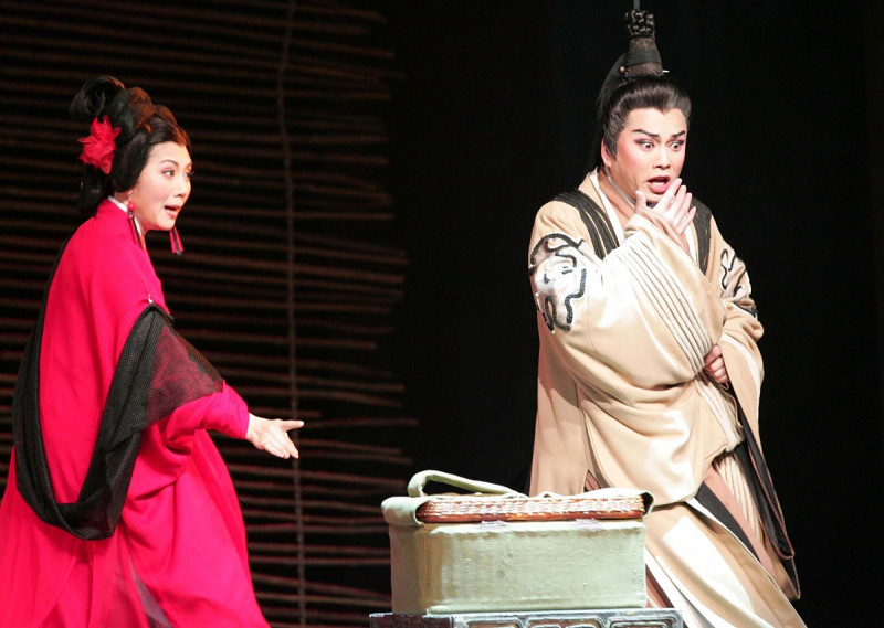 火炬摆动,战鼓擂起 - 烽火戏诸侯老婆为啥叫茶嫂 火炬摆动,战鼓擂起 - 烽火戏诸侯老婆为啥叫茶嫂