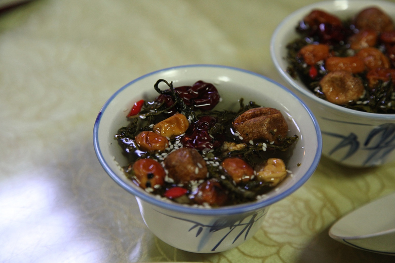 宁夏八宝盖碗茶：更好的健康选择