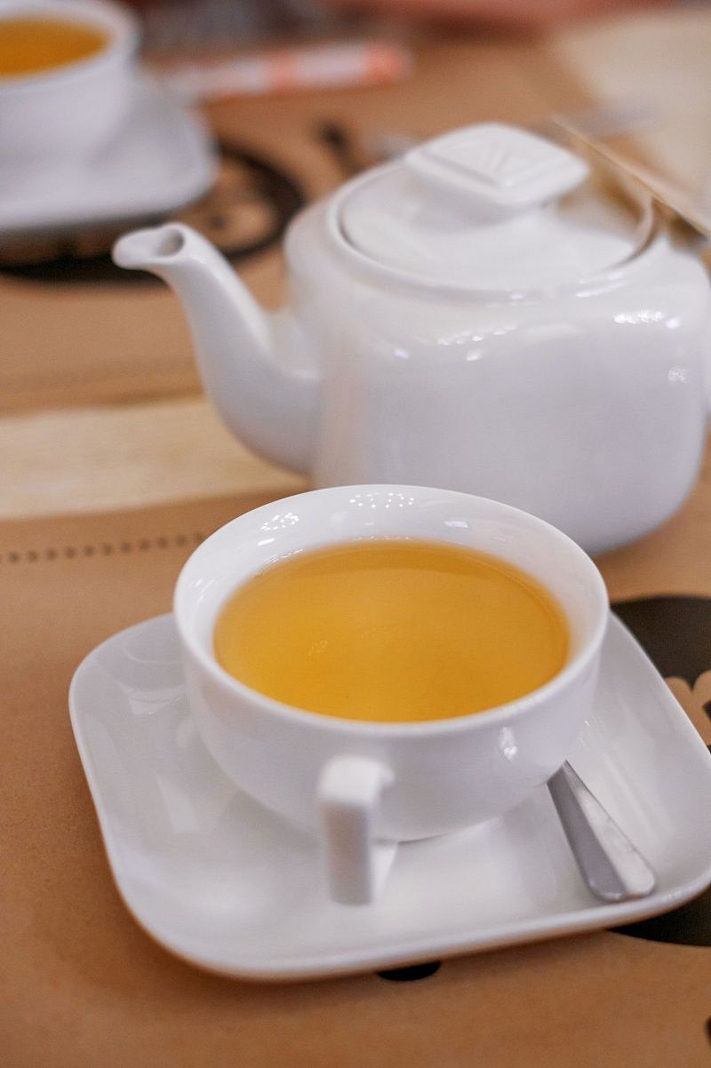 一杯暖茶暖人心：冬日里的必备温暖