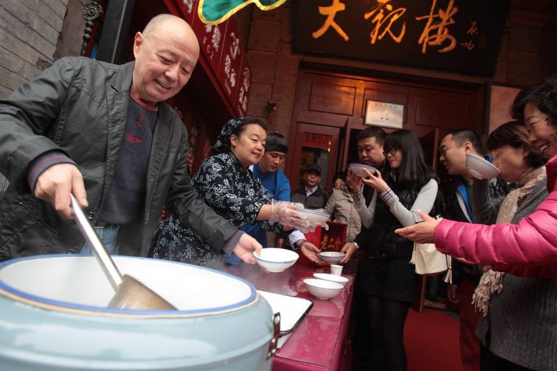 发现北京美味特色：王泓翔前门情思大碗茶
