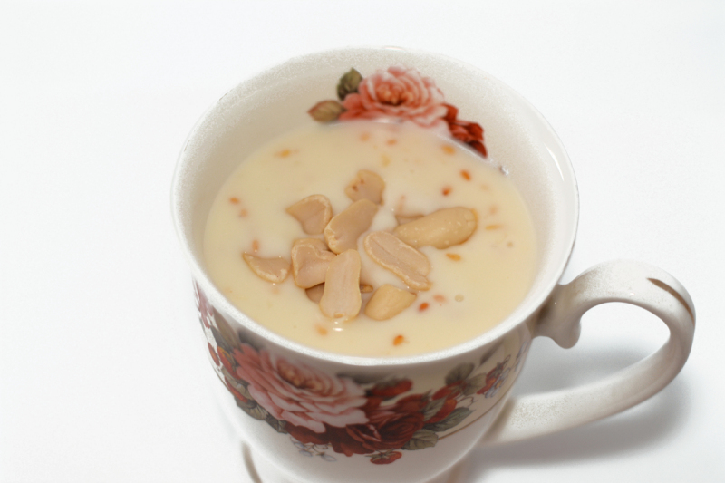 杏仁茶的功效与作用及禁忌- 值得尝试的天然饮品