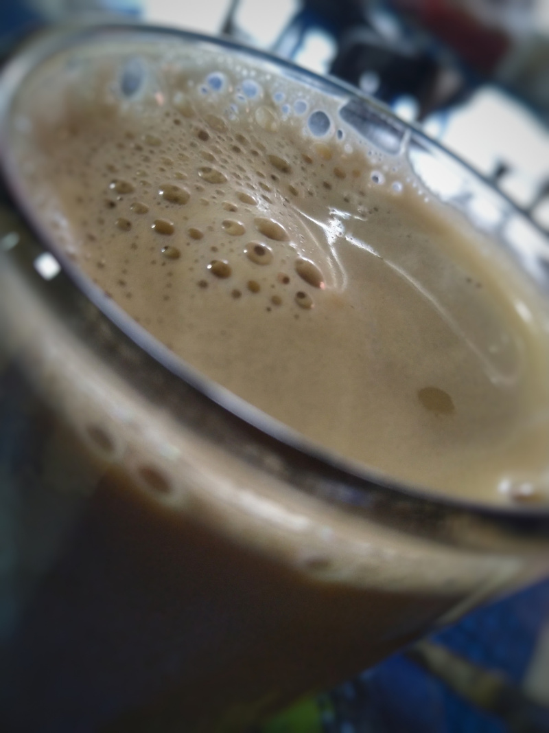 港式奶茶的茶底：如何制作口感浓郁的香滑茶底？