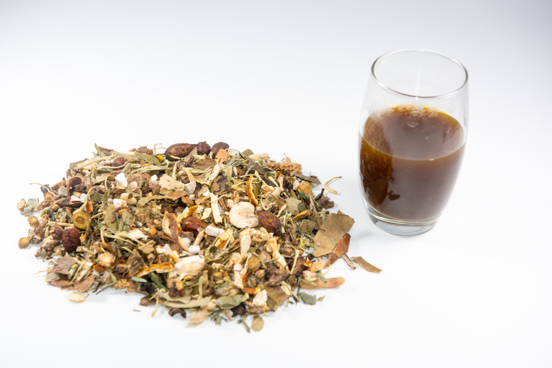 胃热喝午时茶颗粒：自然疗法缓解胃部不适