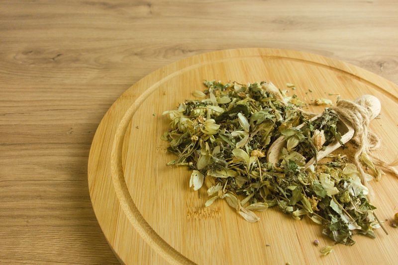 金钱草可以当茶喝吗：健康好处和饮用方法