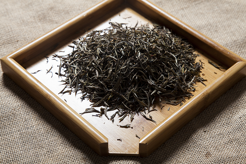 毛峰茶叶会过期吗：让你了解毛峰茶的保质期和保存技巧